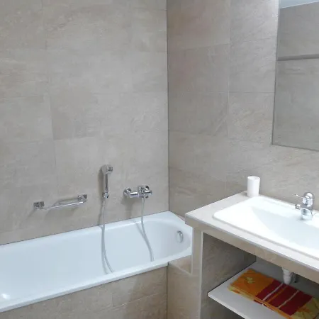 Terrasse Des Alpes 917 By Interhome