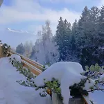 Terrasse Des Alpes.32 *